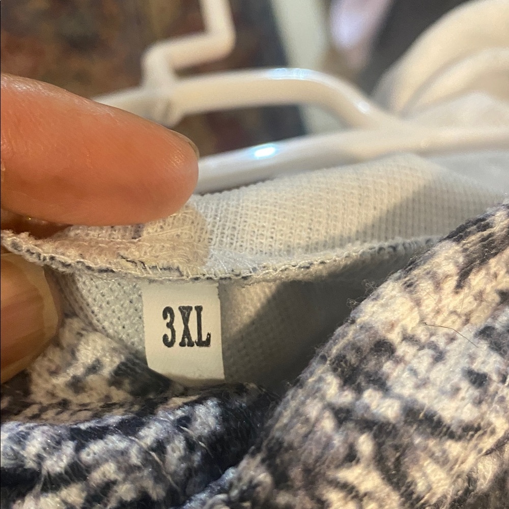 Size 3XL Hooded Jacket New Without Tags - Picture 3 of 3